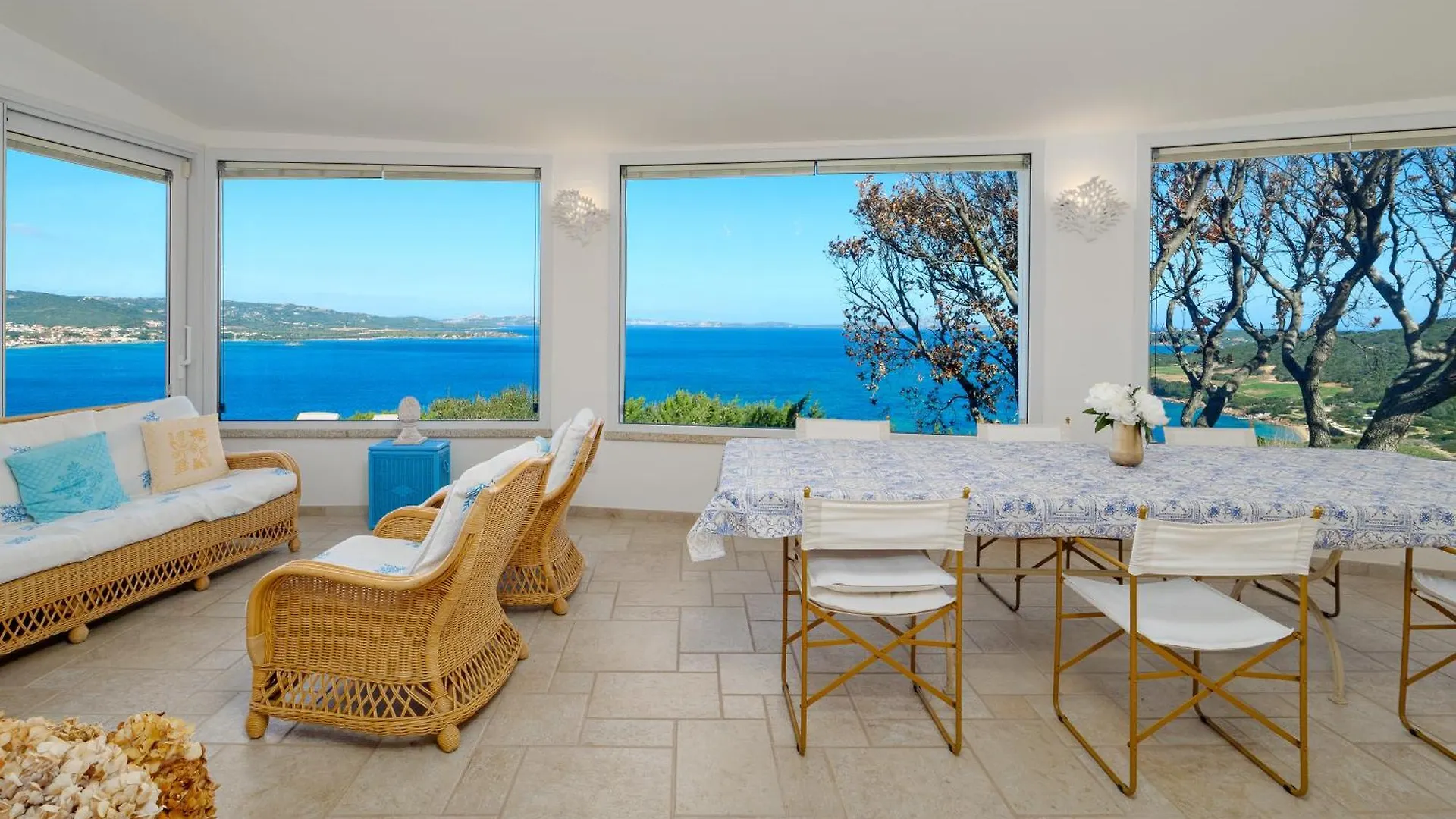 Villa Paradiso Cala Bitta Italië